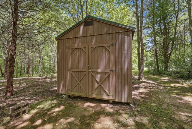 118 Cherokee Rd, Spencer, TN 38585