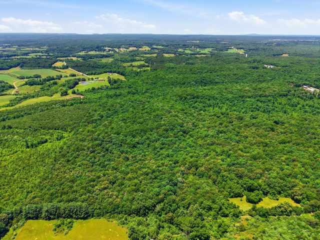118 Cherokee Rd, Spencer, TN 38585