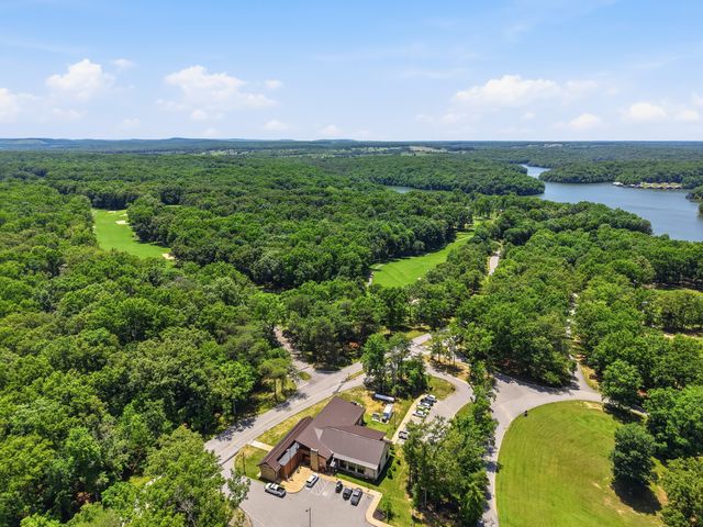 118 Cherokee Rd, Spencer, TN 38585