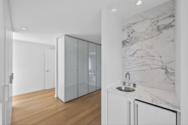 135 W 52ND Street PH4, New York City, NY 10019