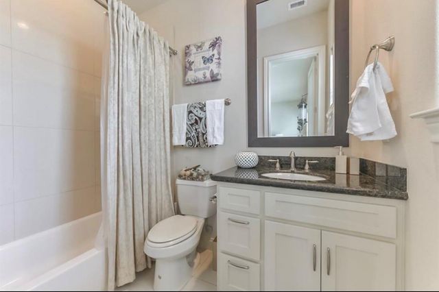 2717 Arabelle Grove, Houston, TX 77007