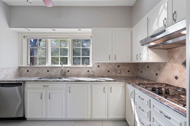 8530 Jourdan Way, Dallas, TX 75225