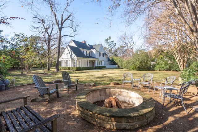 8530 Jourdan Way, Dallas, TX 75225