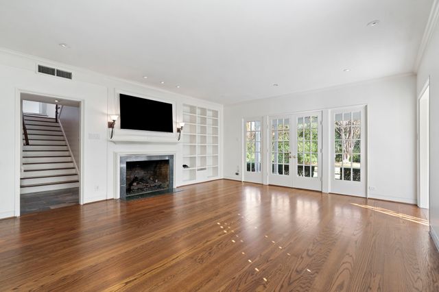 8530 Jourdan Way, Dallas, TX 75225