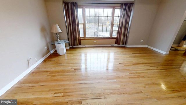 2201 IDA LN, Vineland, NJ 08361