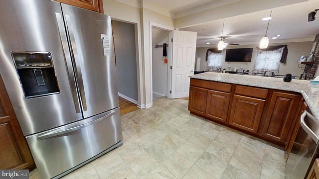 2201 IDA LN, Vineland, NJ 08361