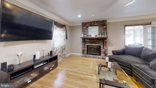 2201 IDA LN, Vineland, NJ 08361