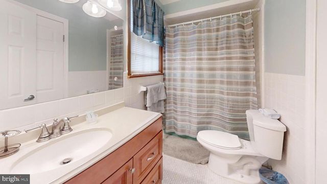 2201 IDA LN, Vineland, NJ 08361