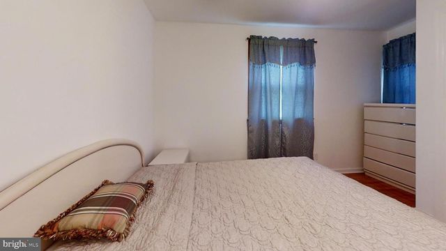 2201 IDA LN, Vineland, NJ 08361