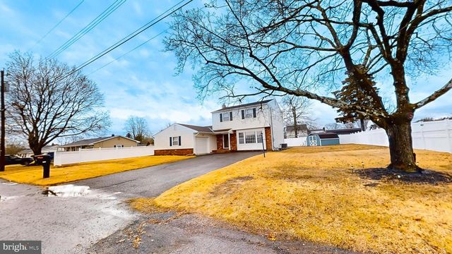 2201 IDA LN, Vineland, NJ 08361