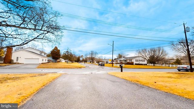 2201 IDA LN, Vineland, NJ 08361