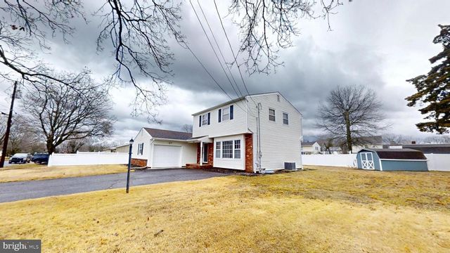 2201 IDA LN, Vineland, NJ 08361