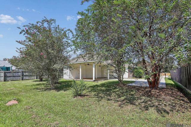 1460 Ironwood Dr, Denham Springs, LA 70726