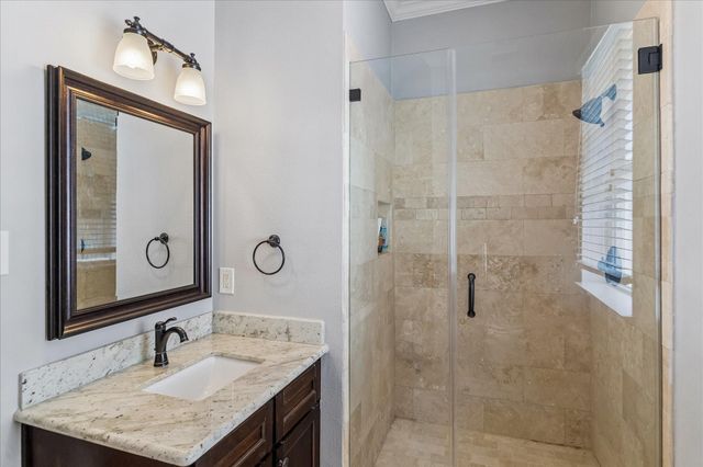3004 Garrow Street, Houston, TX 77003
