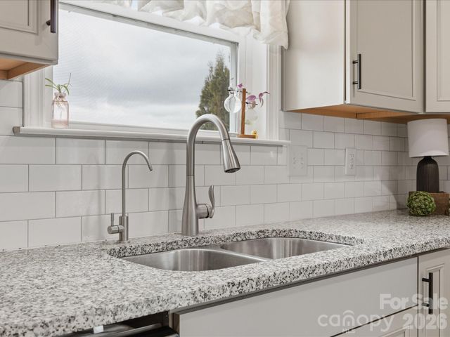 6109 Bunn Simpson Road, Marshville, NC 28103