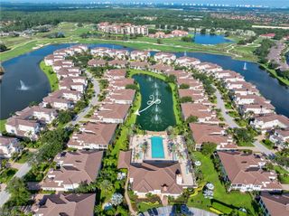 579 Avellino Isles CIR # 202, Naples, FL 34119