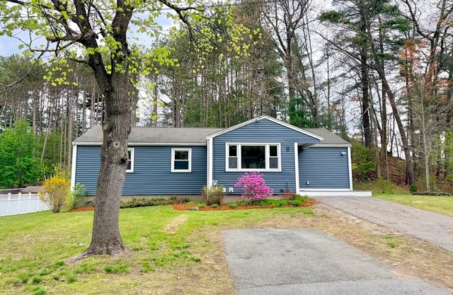 8 Reardon Rd, Hudson, MA 01749