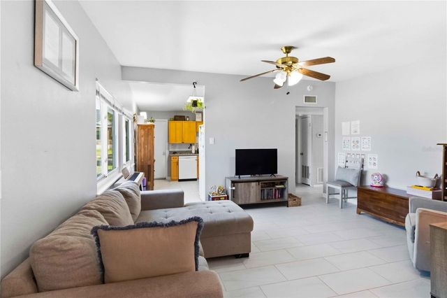 6601 13TH STREET N, St Petersburg, FL 33702