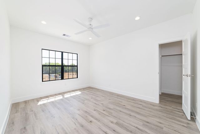 11940 S Hoa Sen Circle, Houston, TX 77072