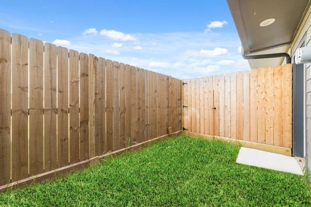 11940 S Hoa Sen Circle, Houston, TX 77072