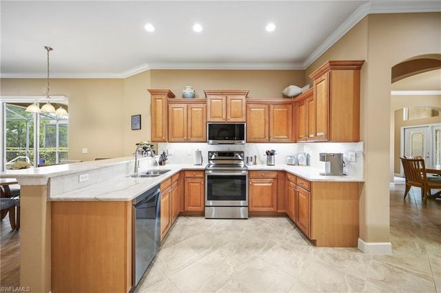 13871 Farnese DR, Estero, FL 33928