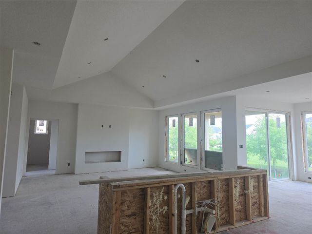 4632 Centennial Boulevard, Urbandale, IA 50323