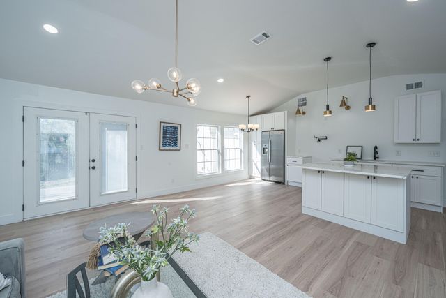 5819 Saint Angela Drive, North Charleston, SC 29418