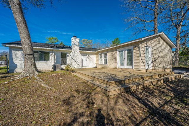 5819 Saint Angela Drive, North Charleston, SC 29418