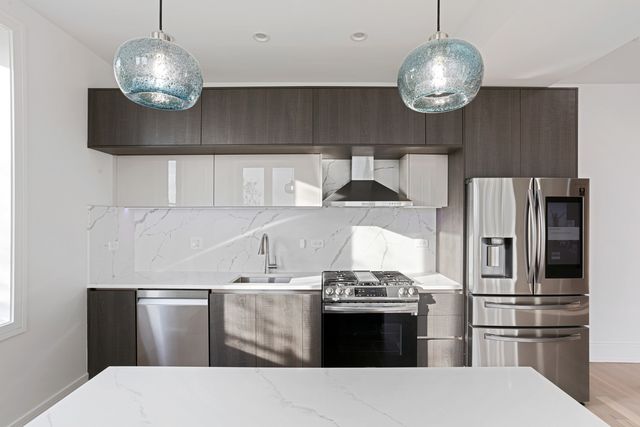 7729 N EASTLAKE Terrace GE, Chicago, IL 60626