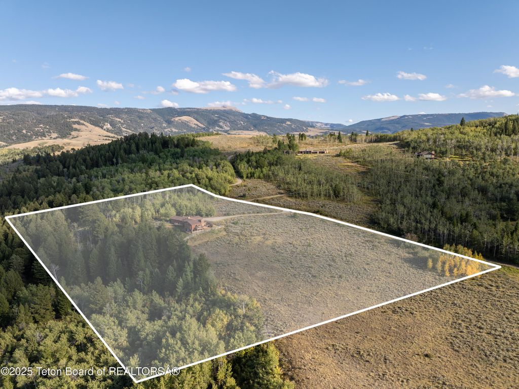 6030 HIGHLANDS DRIVE Loop, Kelly, WY 83011 photo 7