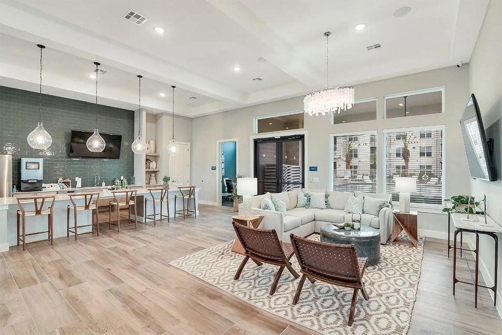 3301 Gulf Freeway 08103, Texas City, TX 77568