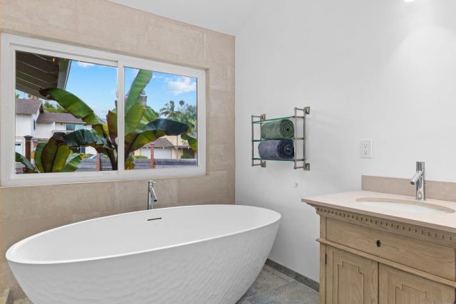 714 Piedras Oro Calle, Encinitas, CA 92024