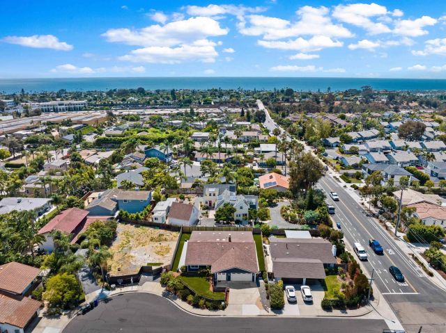 714 Piedras Oro Calle, Encinitas, CA 92024