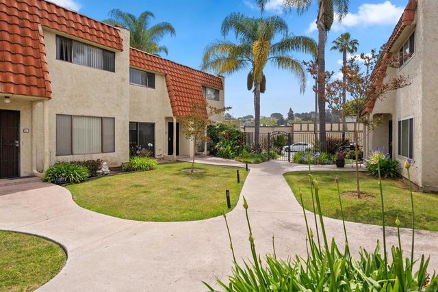 5580 Lake Park Way 28, La Mesa, CA 91942