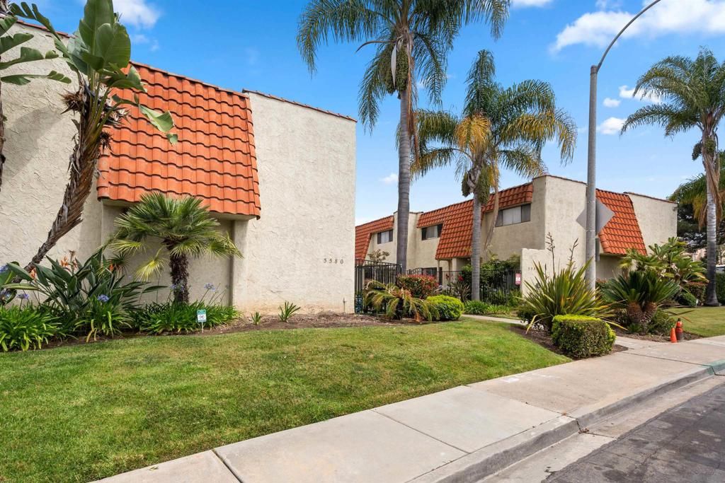 5580 Lake Park Way 28, La Mesa, CA 91942