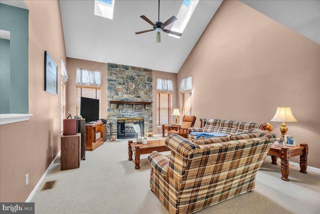 54 RED BANK DR, Erial, NJ 08081