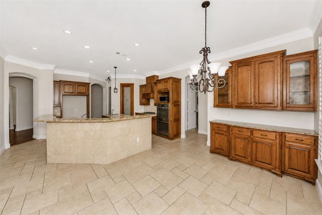 3908 Lakewood Heights Court, Fort Worth, TX 76179