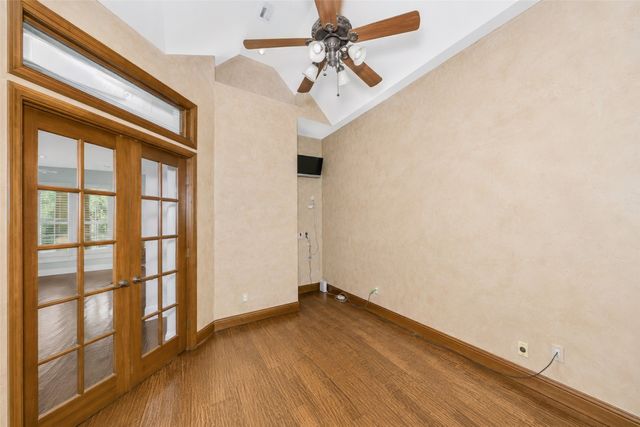 3908 Lakewood Heights Court, Fort Worth, TX 76179