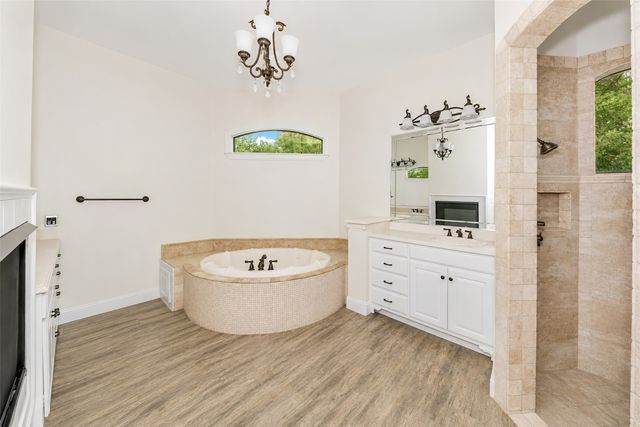 3908 Lakewood Heights Court, Fort Worth, TX 76179