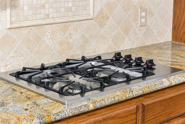 3908 Lakewood Heights Court, Fort Worth, TX 76179
