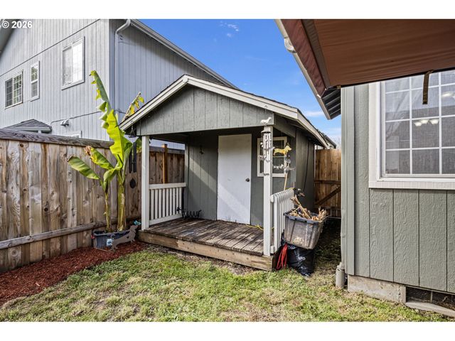 2029 PLENTYWOOD Ln, Eugene, OR 97404