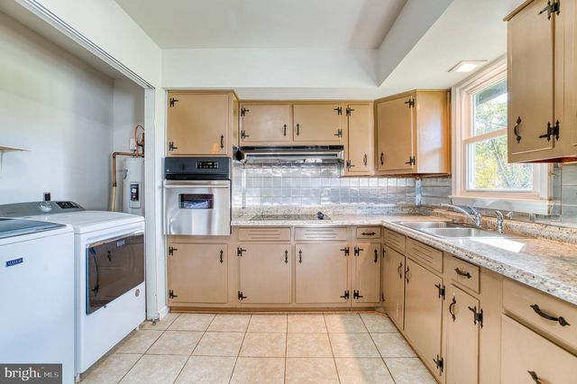 13616 EGGBORNSVILLE, Culpeper, VA 22701