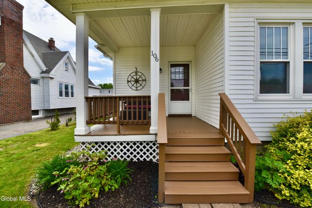 106 Frederick Avenue, Colonie, NY 12205
