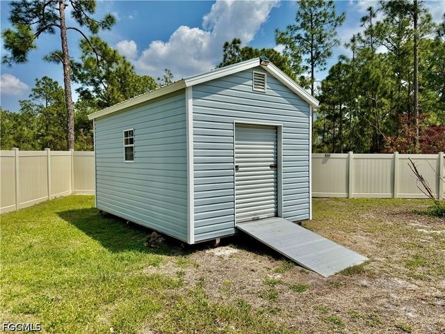 1302 Magnolia AVE, Lehigh Acres, FL 33972