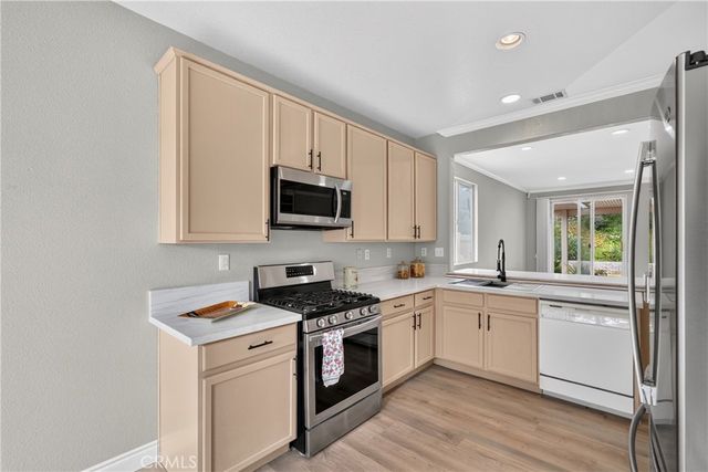 11748 Fairway Drive, Yucaipa, CA 92399