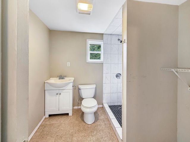 135 Mulberry Drive, Summerville, SC 29486