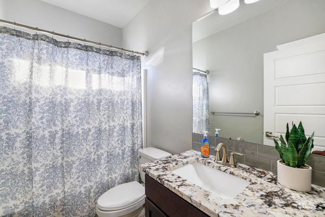1050 Birchton Loop, Twin Falls, ID 83301
