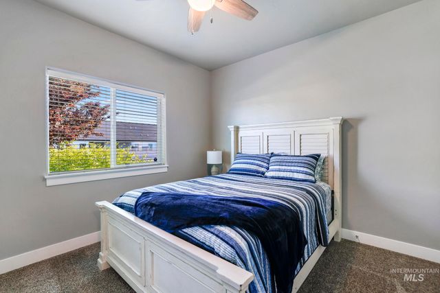 1050 Birchton Loop, Twin Falls, ID 83301