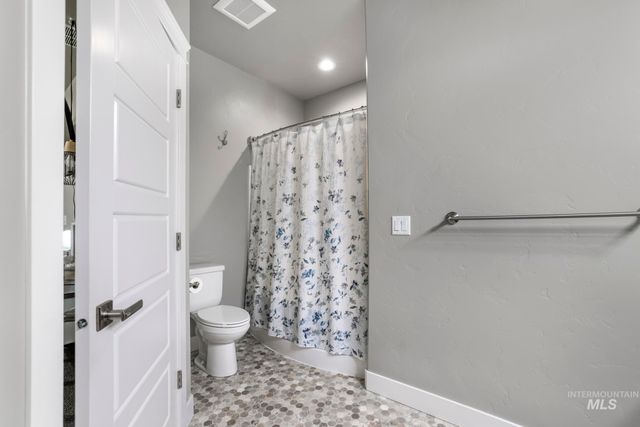 1050 Birchton Loop, Twin Falls, ID 83301