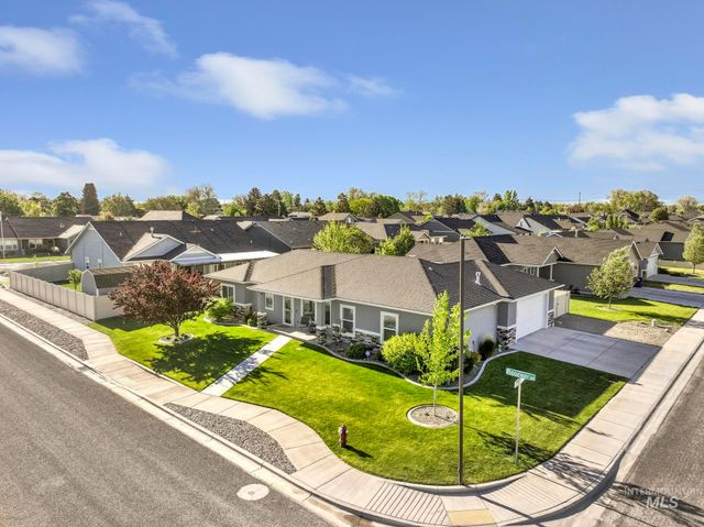 1050 Birchton Loop, Twin Falls, ID 83301